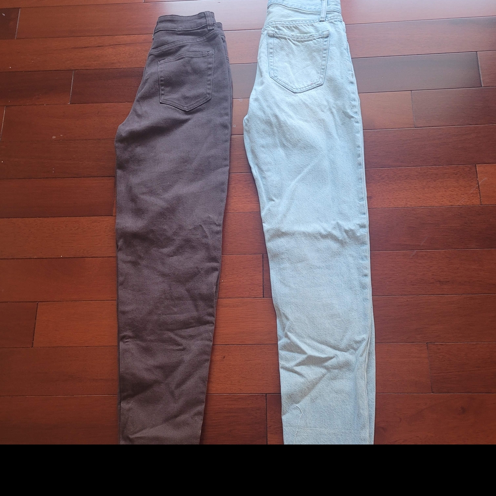 women 2 pair of jeans size 24 & 0